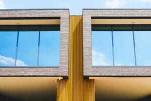 gray concrete building